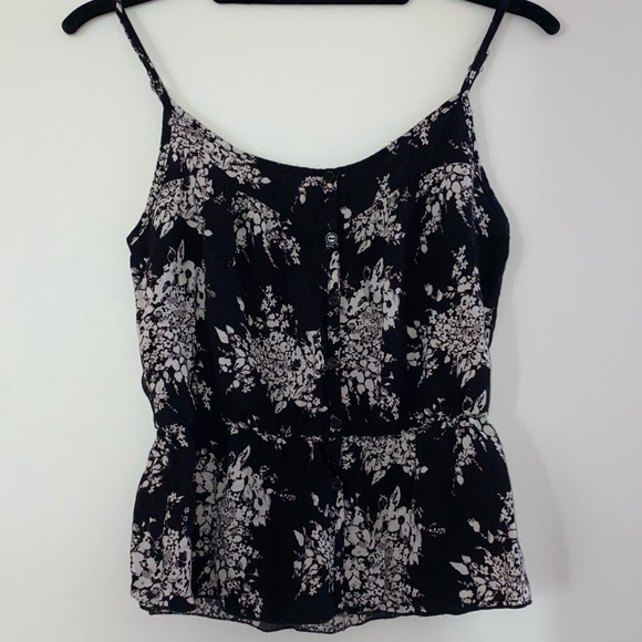 Black & White Floral Pattern Top - Kirra - Picture 2 of 5